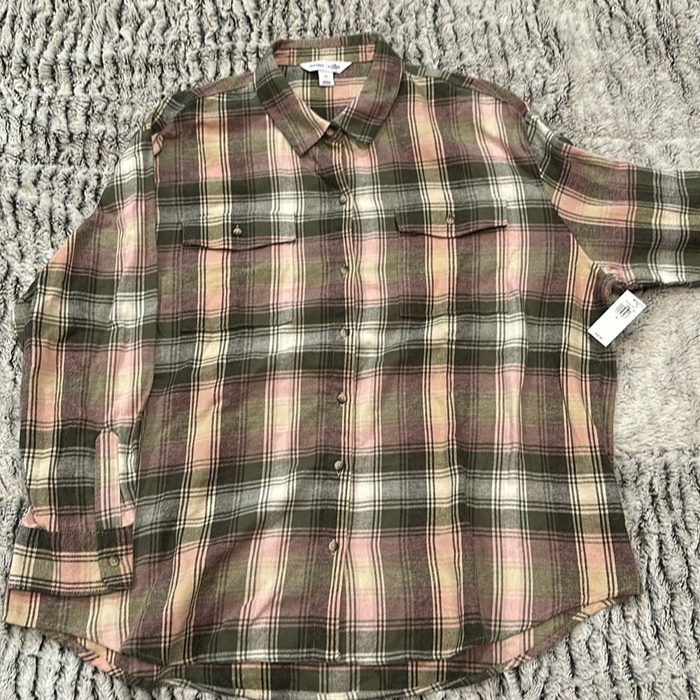 Old Navy Boyfriend Plaid Button Up Shirt